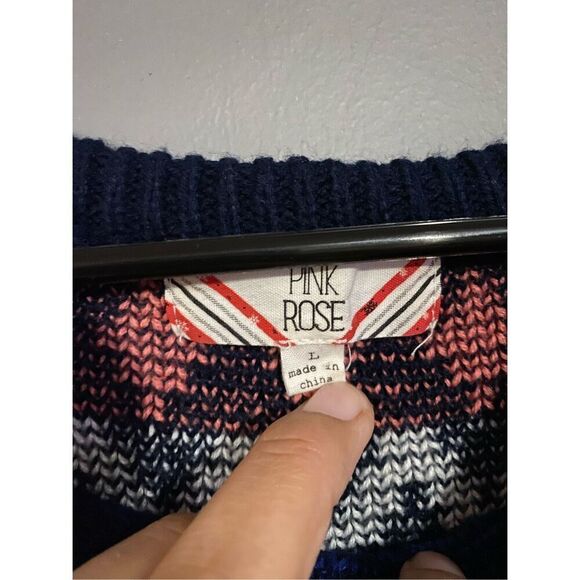 Pink Rose Knit Aztec Print Sweater Size Large - Picture 3 of 4